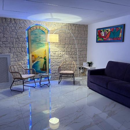 Casa Esmeralda Наполи Екстериор снимка